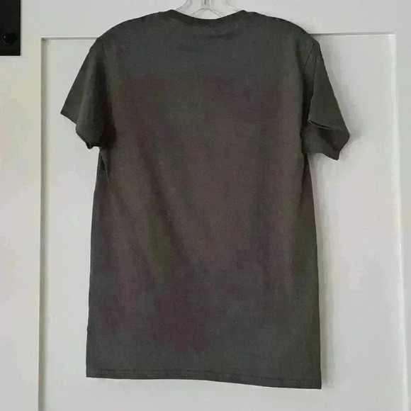 Loot Crate Hogwarts Graphic Tee Shirt - Picture 3 of 4